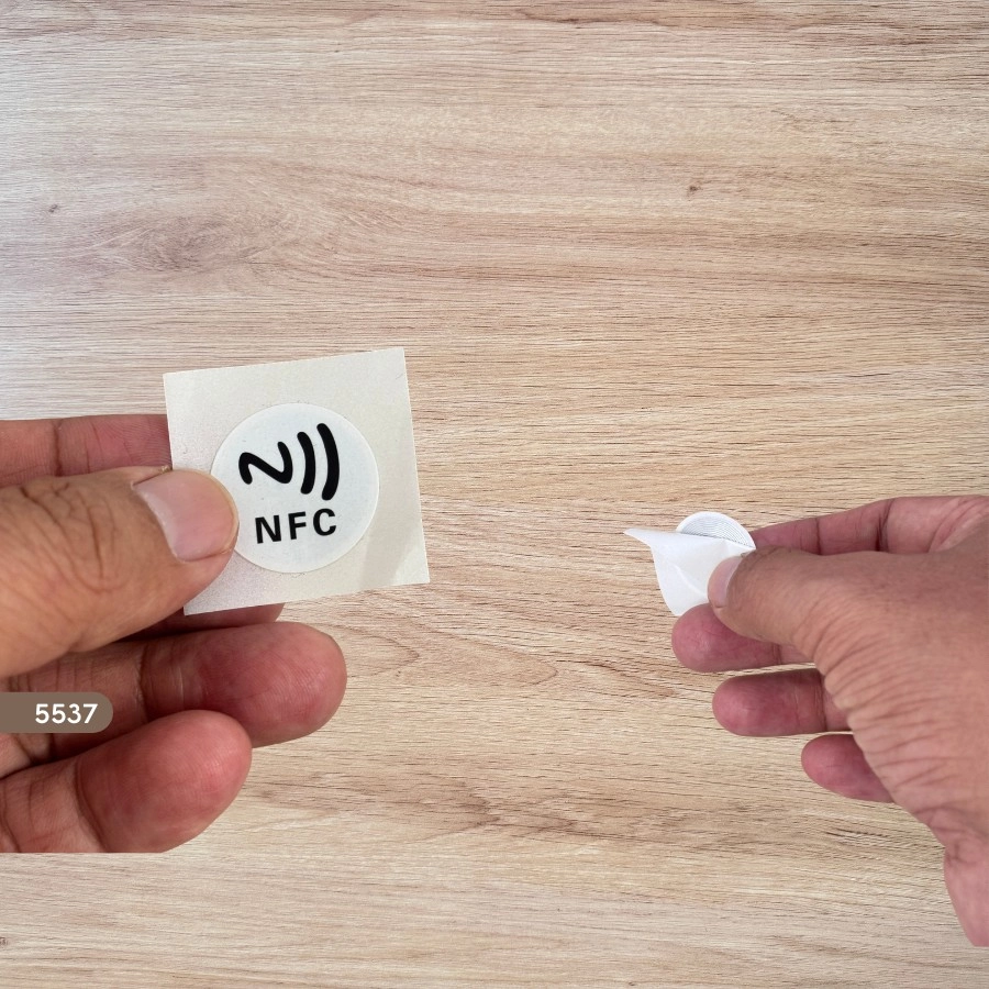 Thẻ NFC: Thẻ dán chip NFC màu trắng (5537)