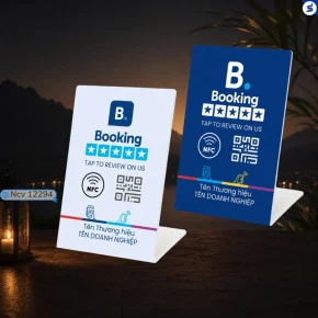 Bảng đánh giá Booking màu trắng và xanh, tích hợp QR Code, đặt tại quầy lễ tân khách sạn