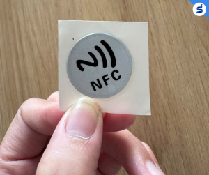 Thẻ cứng có chip NFC màu trắng, tròn(2920)